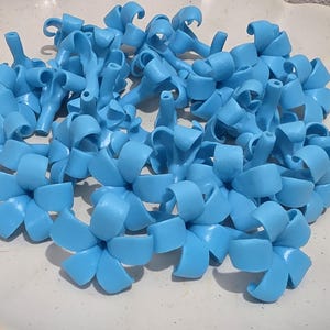 2-2.5 cm Blau Puakenikeni Ton Blumen Perlen Hawaiian Lei Schmuck machen Girlande DIY Handcraft Luft trocken Ton Natürliche Handwerk Liefert