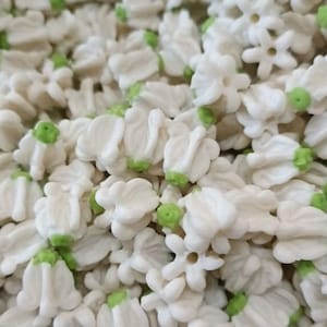 14mm White Crown Flower Clay Beads Calotropis Giantea Dahlia Hawaiian Lei Jewelry Making Garland DIY Handcraft Flower Craft Beads Supplies