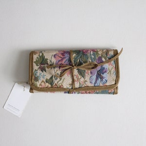 floral tapestry wallet | tie up wallet | 1980's vintage wallet