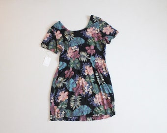 short floral dress | botanical print dress | vintage 1990s dress