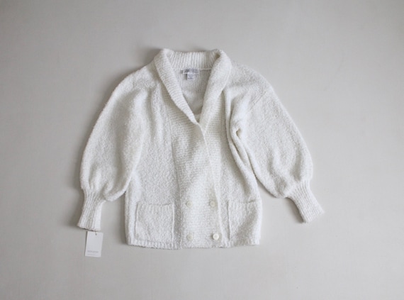 Bright Bead Fringe Texture White Sweater Bright Bead Fringe Texture White Sweater