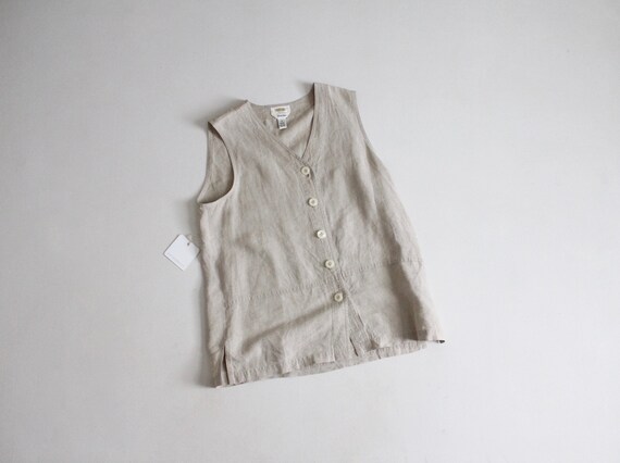 beige linen tank | sleeveless linen blouse | beige