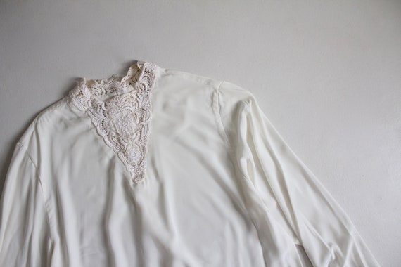 white Edwardian blouse | lace collar shirt | shee… - image 1