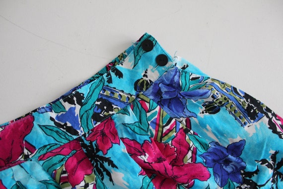 floral shorts | blue and red floral shorts | 90s … - image 3