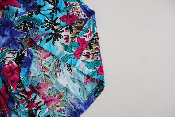 floral shorts | blue and red floral shorts | 90s … - image 5