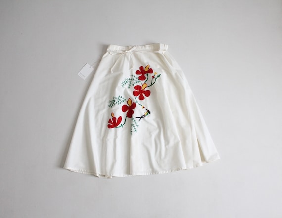 floral circle skirt | full wrap skirt | red flora… - image 1