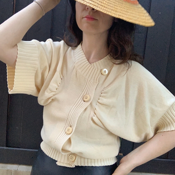 Vintage 30s Cream Knit Buttoned Sweater