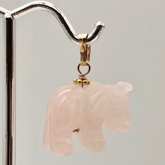 Rose Quartz Elephant Pendant 
