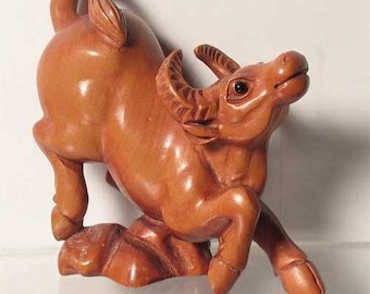 Hard Working Carved & Signed Ox Boxwood Statue | 84x64x28mm | Brown