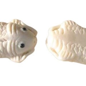Swim Carved Koi Fish Carp Waterbuffalo Bone Bead | 33x19x9mm |