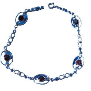 Adorable! Sterling Silver & Garnet 7.5" Bracelet 10065