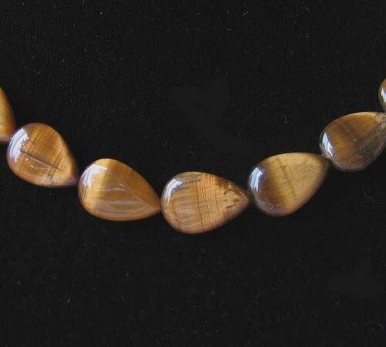 Shimmering Tigereye Teardrop 15x10mm Bead Strand 110242