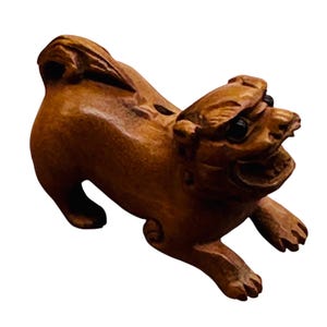 Imperial Guardian Lion Crouching Foo Dog | 1 Netsuke Bead | | 28x13x19mm | Brown