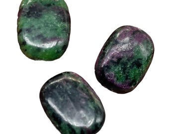 Cuentas rectangulares de zoisita rubí / Rojo, verde / 19 x 15 mm / 3 cuentas /