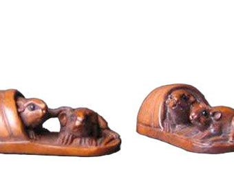 Hand Carved Mice in Slipper Boxwood Ojime/Netsuke Bead | 34x16.5x12mm | Brown