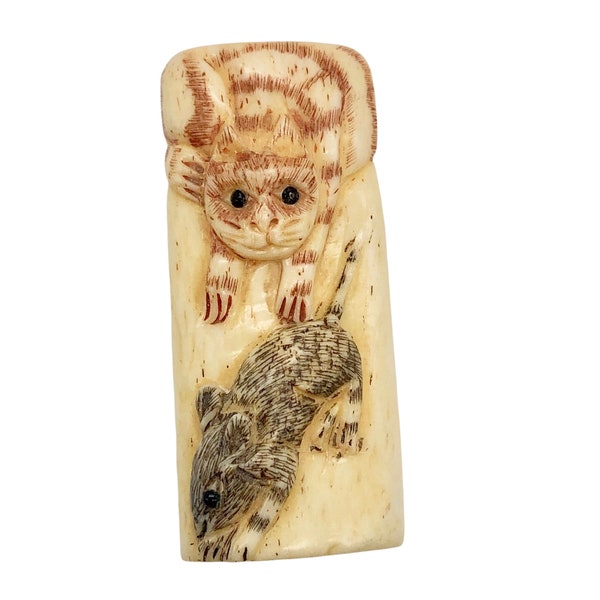 Playful Carved Bone Tile Kitty Cat with Mouse Bead | 41x18x7.5mm | Red/Cream |