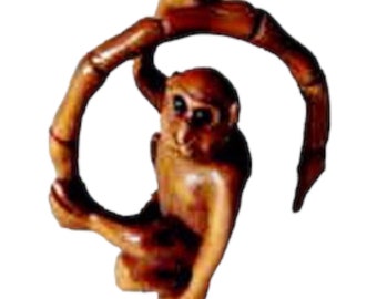 Swingin Carved & Signed Boxwood Monkey Ojime/Netsuke Bead | 22x21x11m | Brown