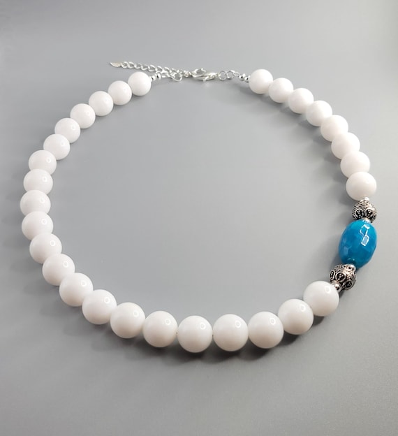 White Coral Gemstone: Faceted Agate Dragon Veins Focal Bead