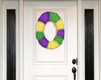 Bright King Cake Mardi Gras Door Hanger: Mardi Gras Decor, New Orleans Art, New Orleans Door Hanger, Fat Tuesday, Carnival, King Cake Art