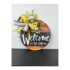 Front Door Decor | Welcome | Bee | Year Round Wreath | Wreath | Front Door Sign | Door Hanger | Front Door Wreath | Housewarming Gift