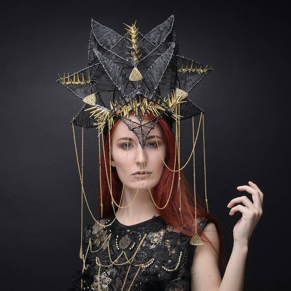 Headdress Halo Madone- Crown by Fraise au Loup - Black and Gold - Royal - Geometric - High Fashion - Futuristic