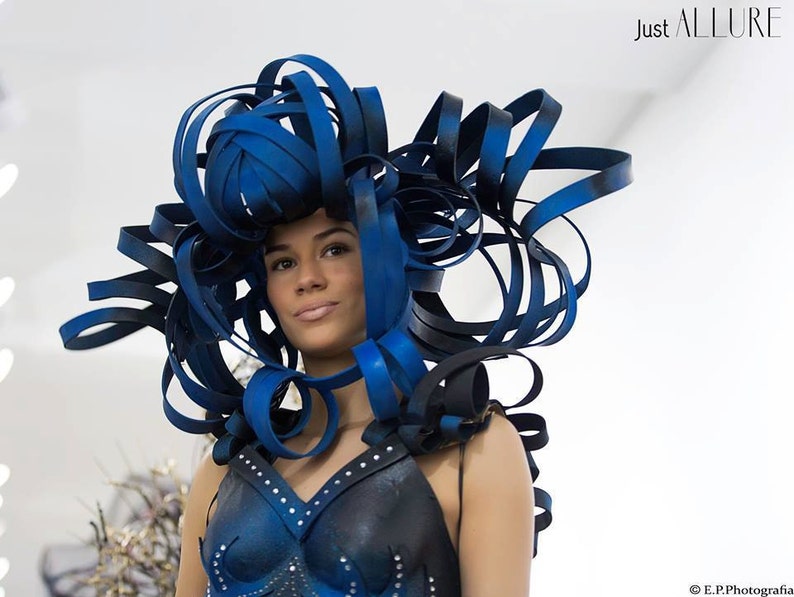 Futuristic Headdress SFX Cyborg Fraise au Loup Studio Futuristic image 2