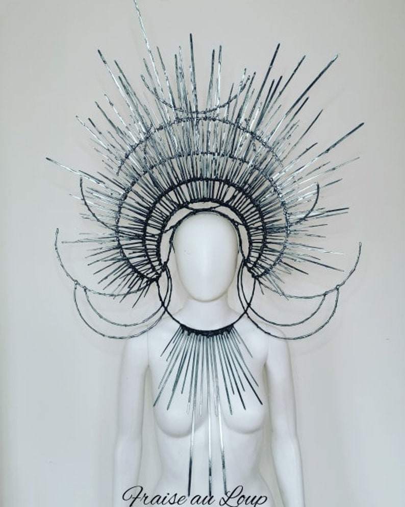 Headpiece by Fraise Au Loup Prietress Futuristic Queen - Etsy