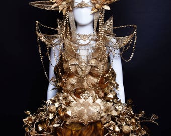 majestic Costume - royal - Fae - Venice gala - Golden - Fairytale - Queen