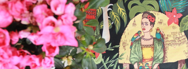 Frida Kahlo small bag Black Frida Kahlo pouch