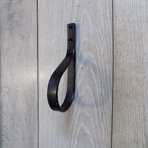 Strap Towel Hanger..........................................................Wrought Iron( Forge Steel)Hand Crafted in UK + FREE Fitting Kit.