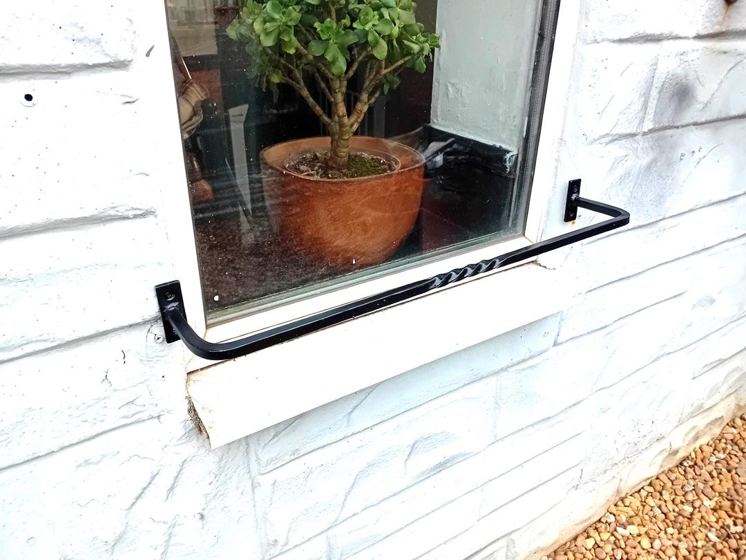 Window Rail ...