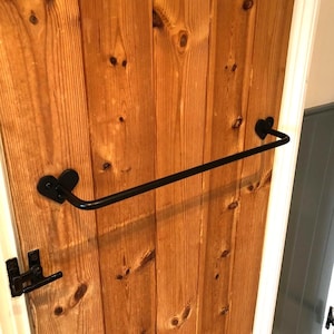 Heart Towel Rail.........................................................Wrought Iron (Forged Steel) Hand Crafted in UK+FREE Fitting Kit..
