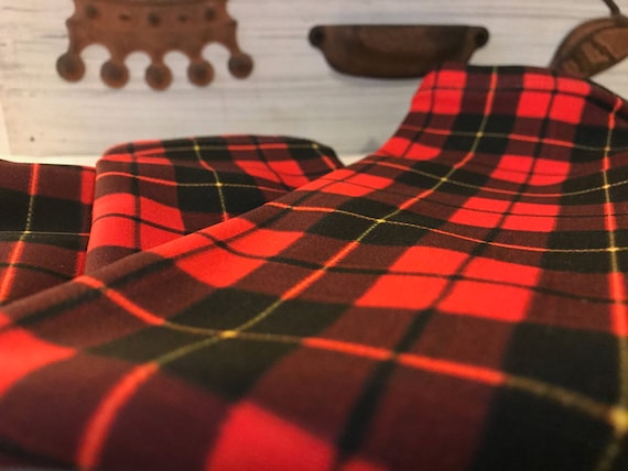 red plaid leggings outfit