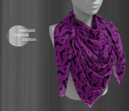 Louis Vuitton Women's Scarves - Clothing