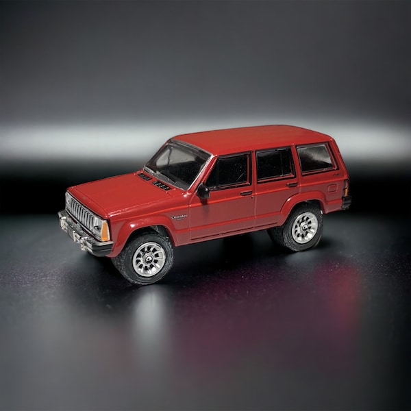 1985 Jeep Cherokee Pioneer Car Scale 1:64 Die-Cast Detailed Model Diorama #A7