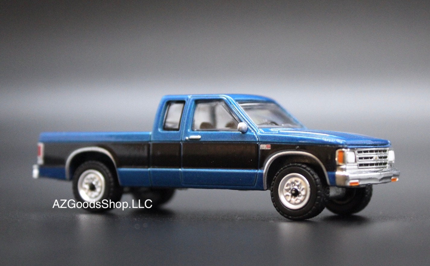 1988 Chevy S-10 Black Pickup Truck Off Road 1:64 Diecast Model Blackout 