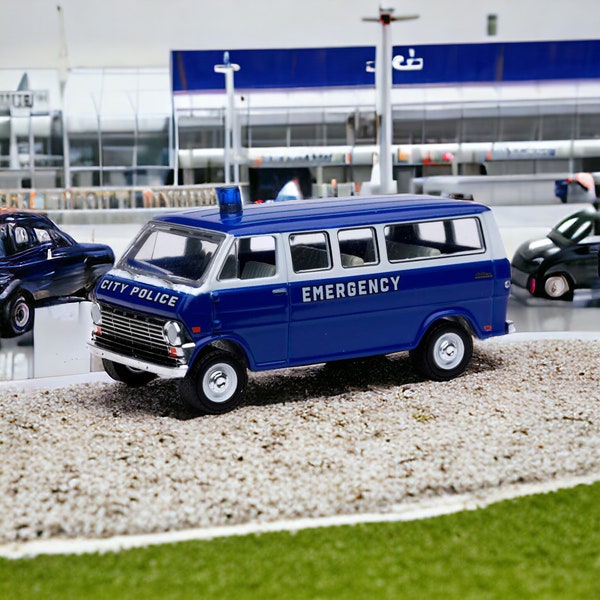1969 Ford Club Wagon - City Police Emergency (Blue). Diecast Van Scale 1:64 Die Cast Model Diorama #A9