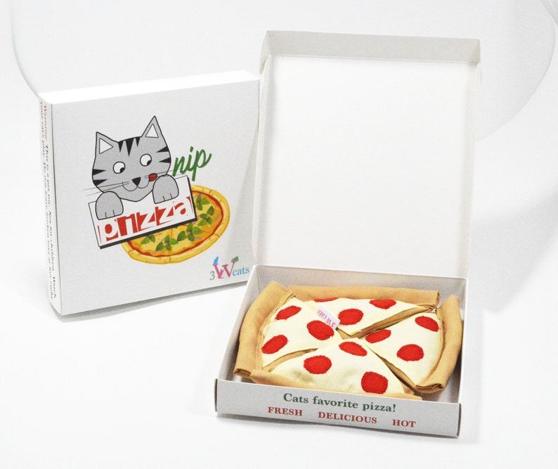 Catnip Pizza Box toy fo cats with organic catnip