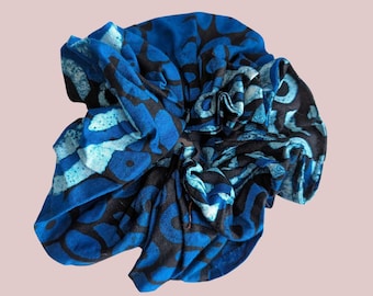 Blaues Batik Scrunchie, Afrikanischer Haarschmuck, Buntes Scrunchie, Haar Scrunchie, Buntes Haarband, Blaues Haargummi, Großes Scrunchie