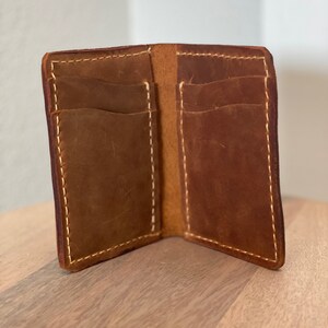 Schlanke Bi-fold Brieftasche