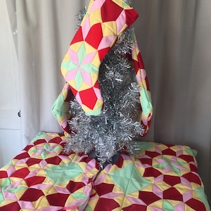 Vintage Patchwork Christmas Tree Skirt
