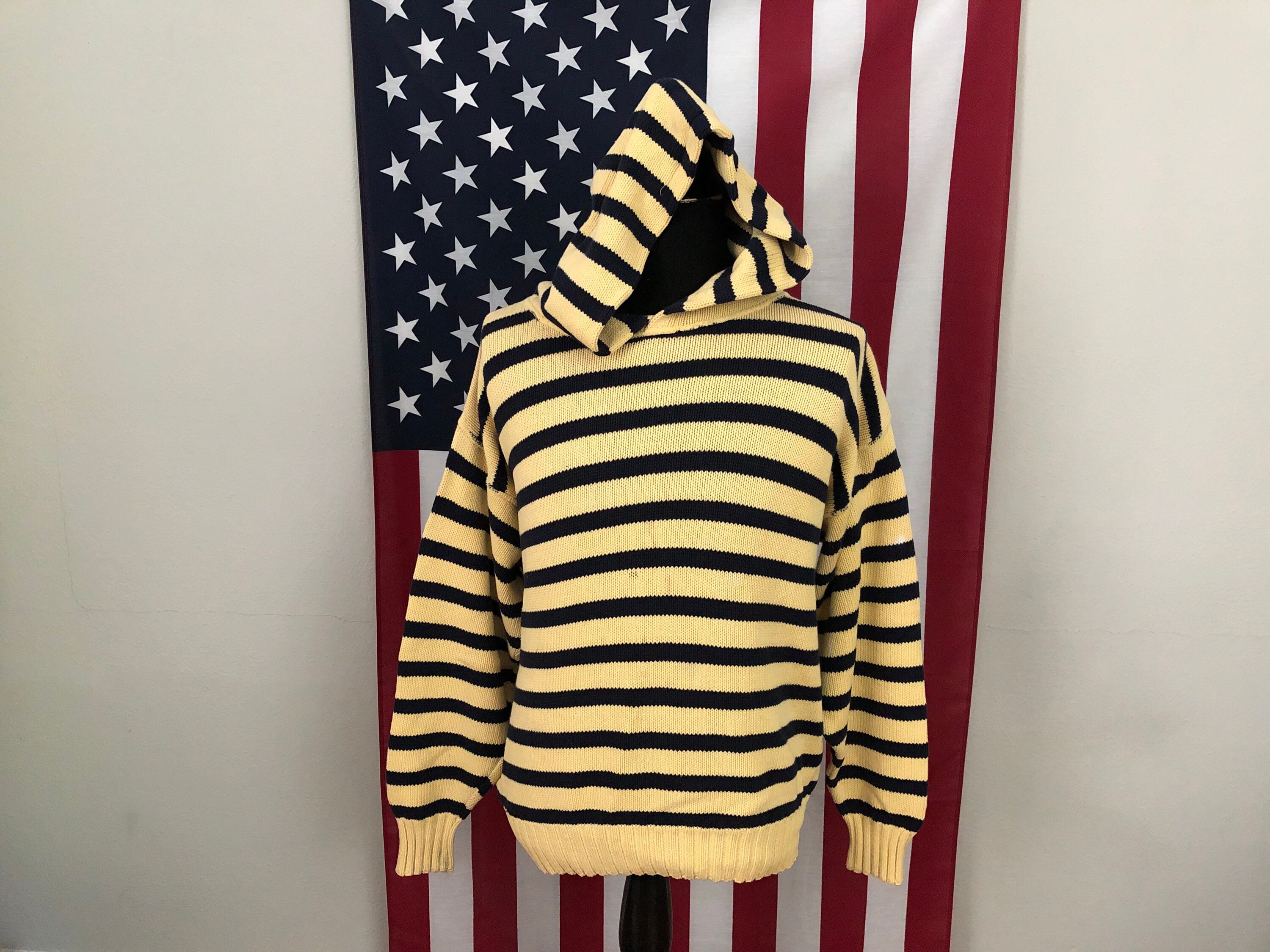 Large Vintage 90s Calvin Klein Knit 