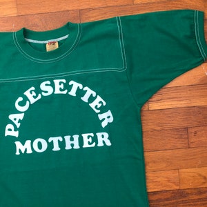 80s Puff Print Pacesetter Mère Tricia T-Shirt taille MEDIUM ~ 1c244