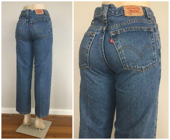 levis 550 student