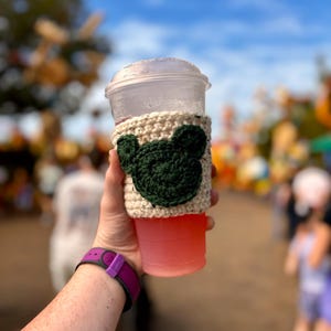 Mickey / Minnie Crochet cup sleeve