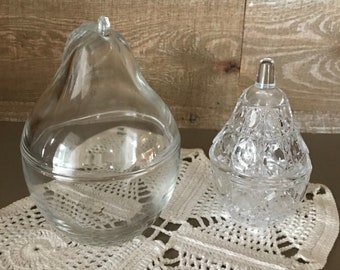 Glass Pear Trinket Boxes Clear Glass Pear Dish Set of Two Glass Pear Shaped Dishes with Covers Cut Glass Pear Candy Dishes Set Home Decor