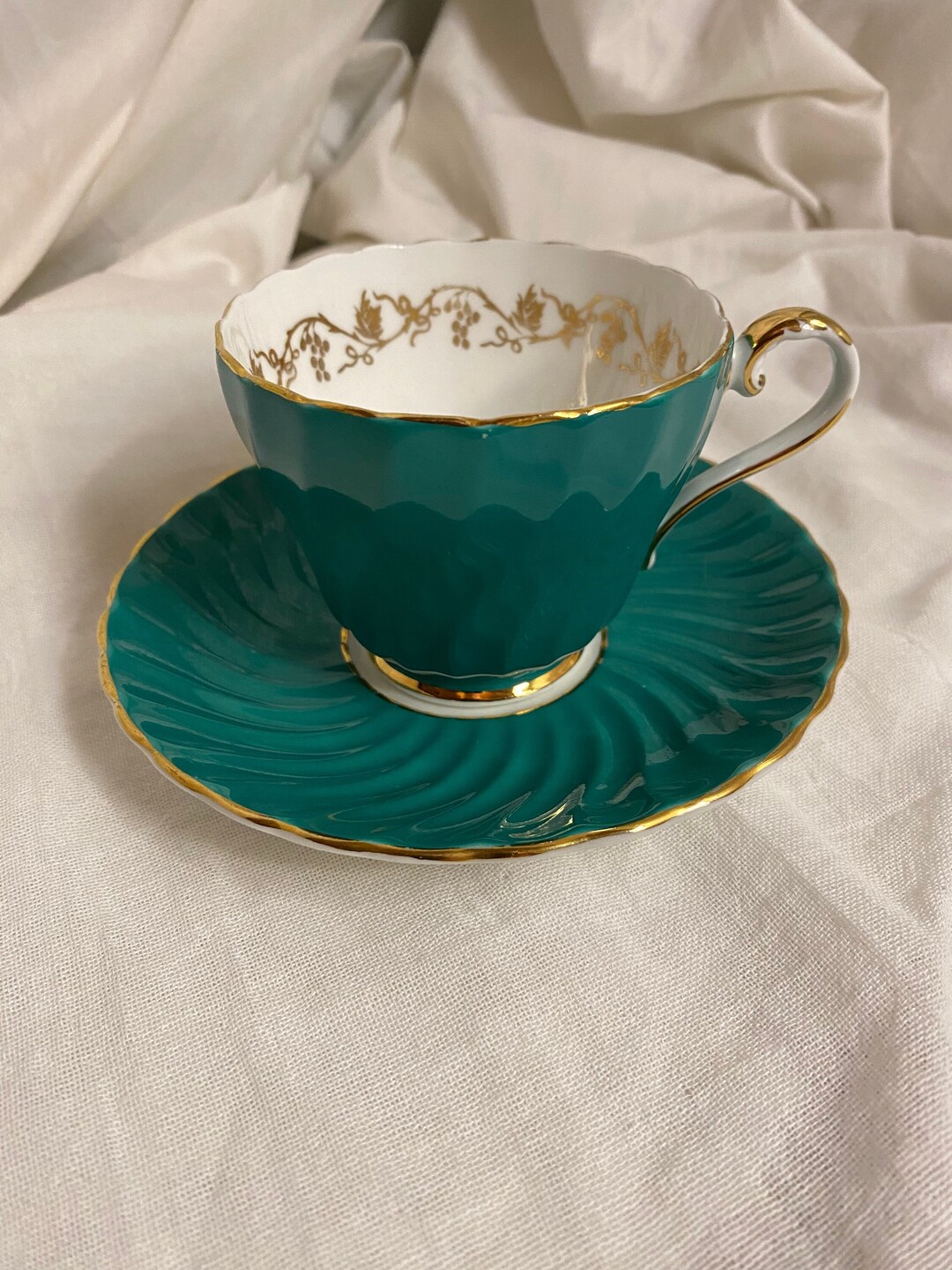 Aynsley bone china tea cup discount