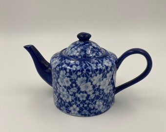 Victoria Ware Ironstone Blue and White Floral Chintz Flow Blue Flower Teapot Vintage Beautiful Blue and White Flower Teapot Kitchen Decor