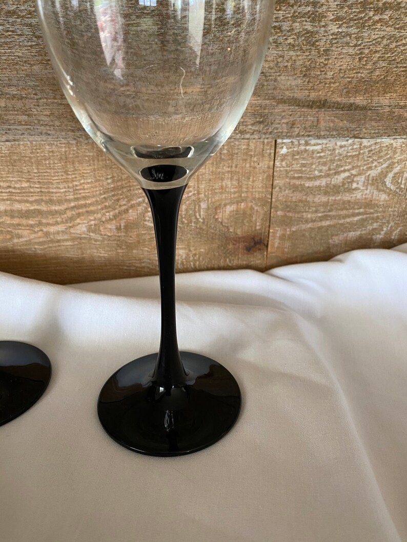Luminarc France Vintage Set of Two Black Stemmed Wine Glasses Etsy Canada