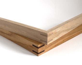 White Oak Picture Frame / Custom Size Available / 1/2&quot; Thin Edge Solid wood gallery frame